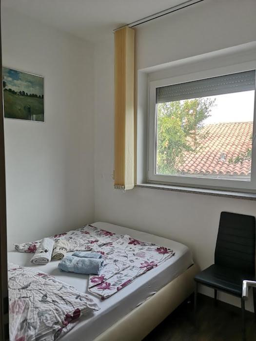 Appartma Katja Gabrovica pri Crnem Kalu Exterior foto