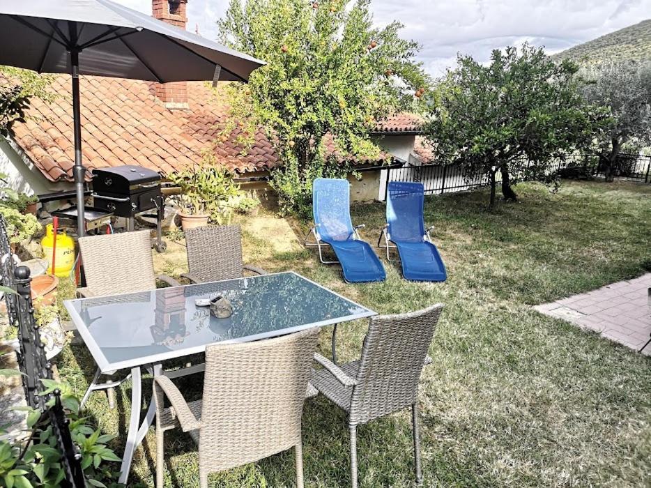 Appartma Katja Gabrovica pri Crnem Kalu Exterior foto